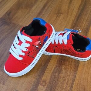 Spiderman Spider Sense Red Smeakers Sz 12 NWT KIDS MARVEL